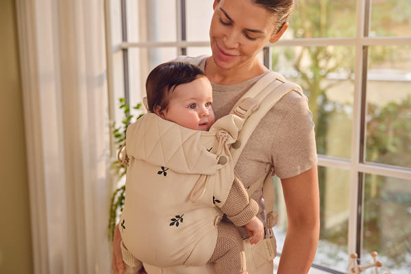 Disponible dès maintenant: le Porte Bébé avec broderie